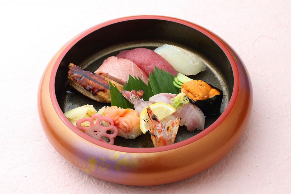 寿司・一品料理　福重（ふくじゅう）